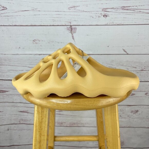 Adidas Yeezy 450 Slide Cream GZ9864 Men's Sandal Slip On Casual‎ Size 8 - Picture 1 of 9